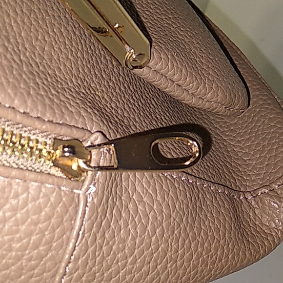 Premium Tan Pebble Faux Leather Gold Trimmed Medium Size Backpack.  EUC - Picture 7 of 9